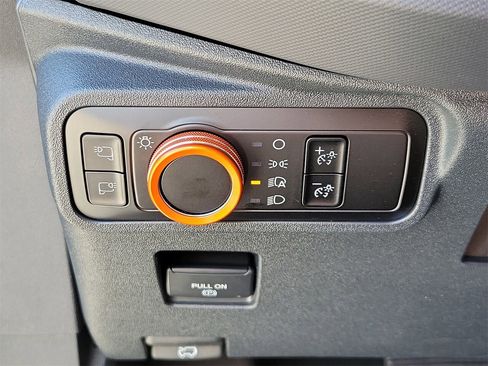 Used 2024 Ford Bronco Badlands image 30