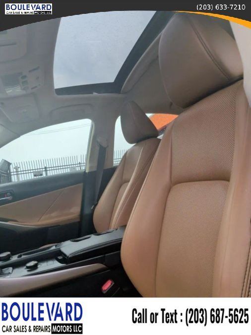 Used 2016 Lexus IS 200t RWD image 23