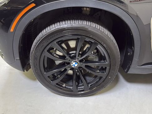 Used 2016 BMW X6 xDrive50i AWD/4WD image 27