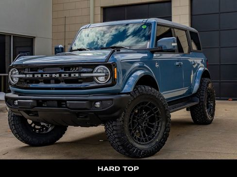 Used 2025 Ford Bronco Outer Banks image 5