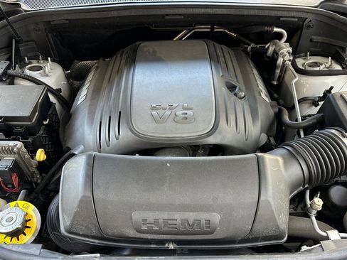 Used 2017 Dodge Durango R/T w/ Technology Group AWD/4WD image 36