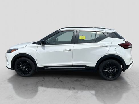 Used 2024 Nissan Kicks SR image 8