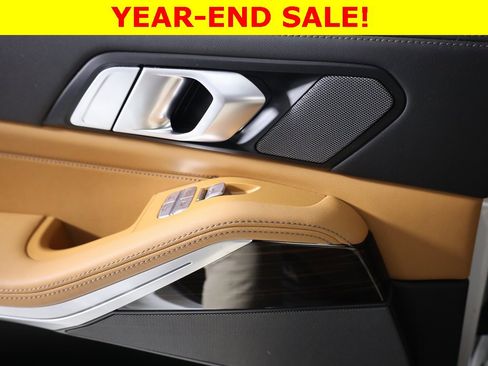 Used 2023 BMW X7 xDrive40i w/ Executive Package image 35