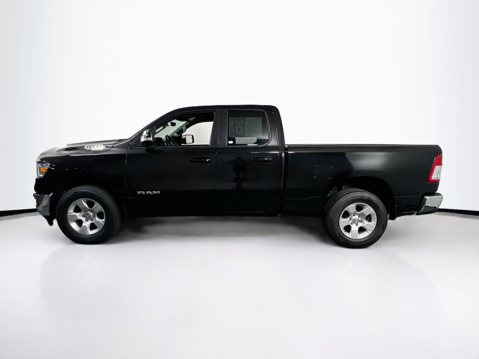 Used 2022 RAM 1500 Big Horn AWD/4WD image 8