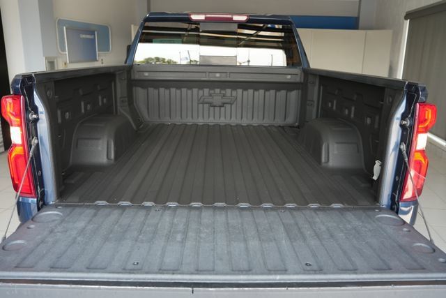 Used 2020 Chevrolet Silverado 1500 RST w/ True North Edition AWD/4WD image 10