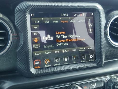 Used 2020 Jeep Gladiator Rubicon image 24