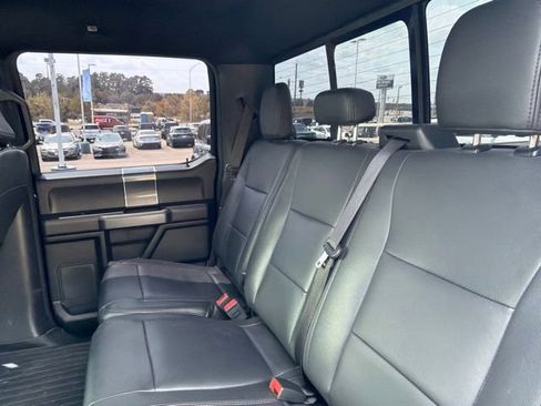 Used 2018 Ford F150 XLT w/ Equipment Group 302A Luxury AWD/4WD image 9