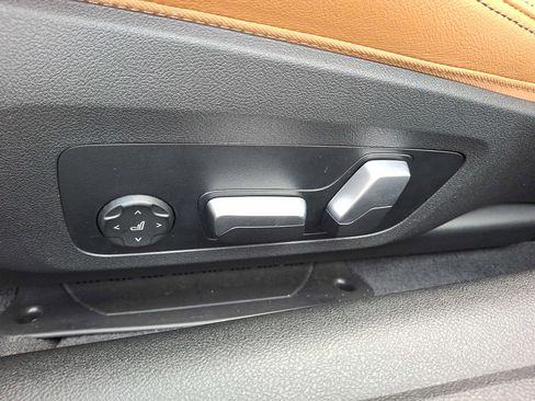 Used 2023 BMW 440i xDrive Convertible w/ Premium Package image 8