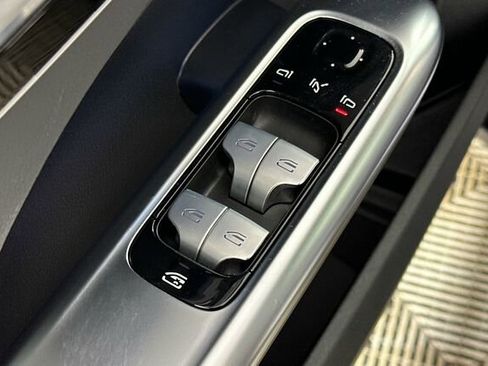 Certified 2023 Mercedes-Benz C 300 Sedan image 12