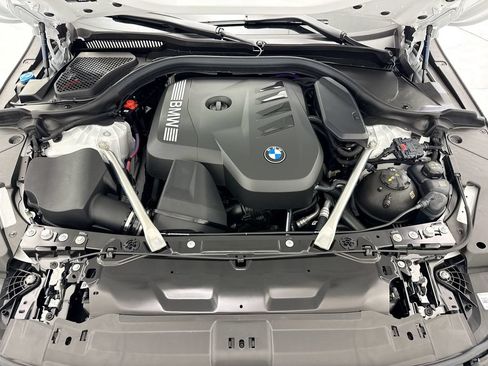 New 2027 BMW 530i xDrive w/ M Sport Package AWD/4WD image 28