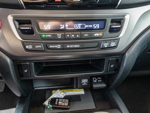 Used 2023 Honda Passport EX-L image 28