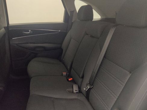 Used 2020 Kia Sorento S AWD/4WD image 18