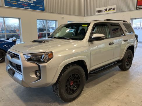 Used 2022 Toyota 4Runner TRD Off-Road Premium image 1