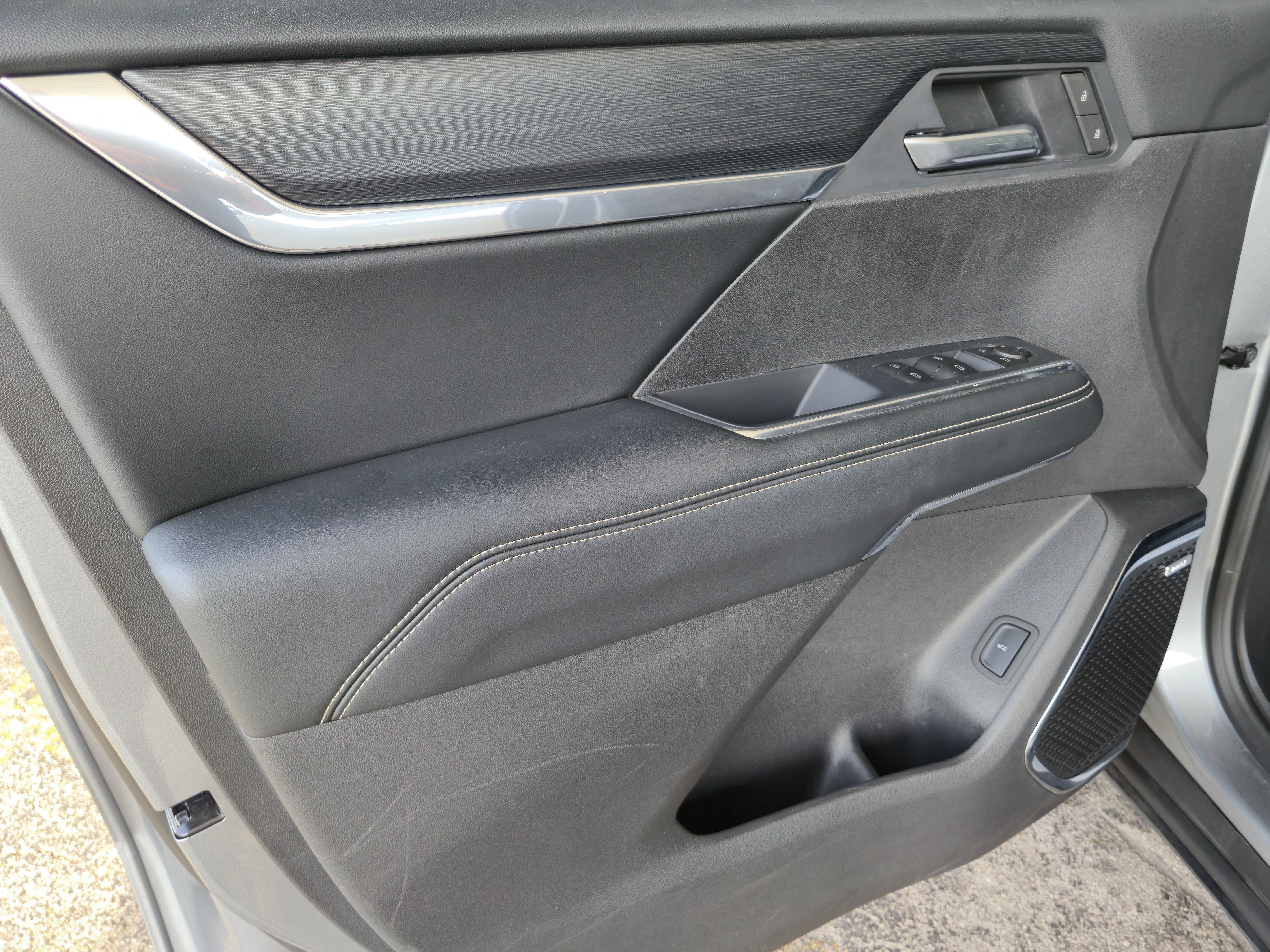 Used 2026 GMC Acadia Elevation w/ Black Edition FWD image 58