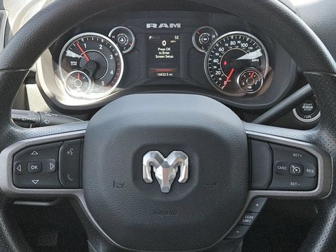 Used 2024 RAM 3500 Tradesman w/ Chrome Appearance Group AWD/4WD image 16