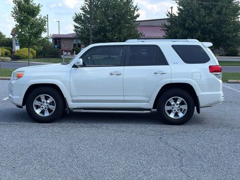 Used 2013 Toyota 4Runner SR5 w/ Premium Pkg RWD image 5