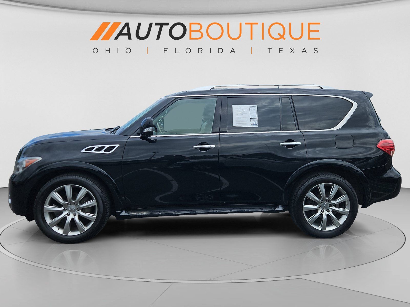 Used 2011 INFINITI QX56 4WD w/ Deluxe Touring Pkg image 2