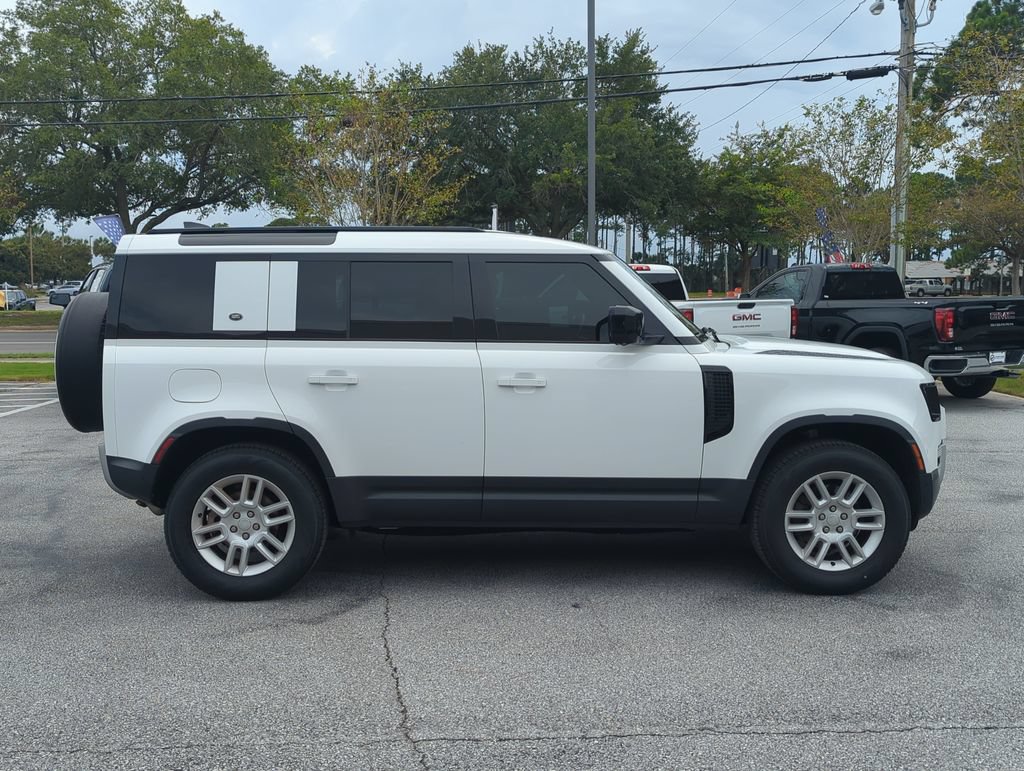 Used 2022 Land Rover Defender 110 S AWD/4WD image 7
