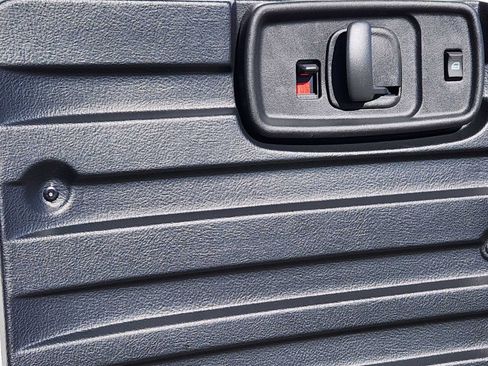 New 2025 GMC Savana 2500 Extended RWD image 13