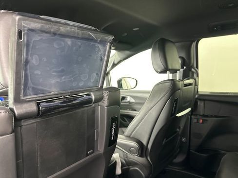 New 2026 Chrysler Pacifica Select image 15