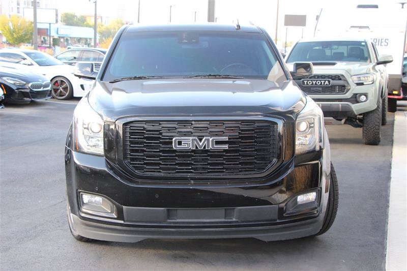Used 2019 GMC Yukon Denali w/ Denali Ultimate Package AWD/4WD image 3
