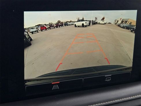 Used 2023 GMC Yukon SLT image 19