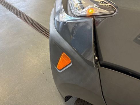 Used 2018 Hyundai Kona SE FWD image 12