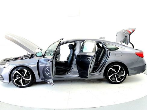 Used 2019 Honda Accord Sport image 10