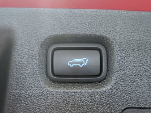 Used 2023 Hyundai Santa Fe SEL Premium image 17