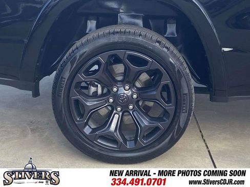 Used 2020 RAM 1500 Limited w/ Black Appearance Package image 11