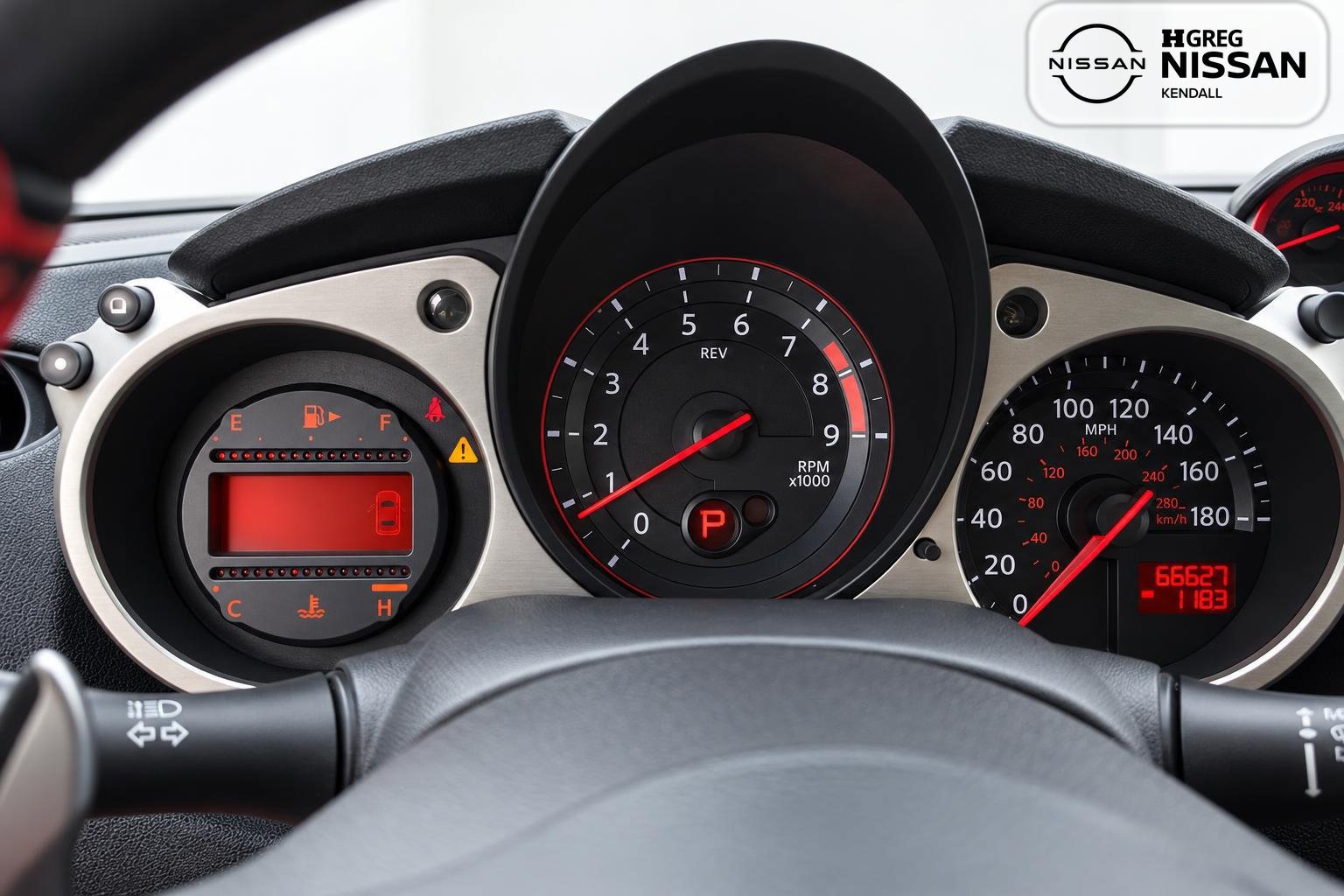 Used 2016 Nissan 370Z Touring RWD image 9