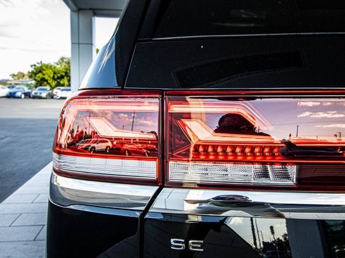 New 2026 Volkswagen Atlas SE image 14