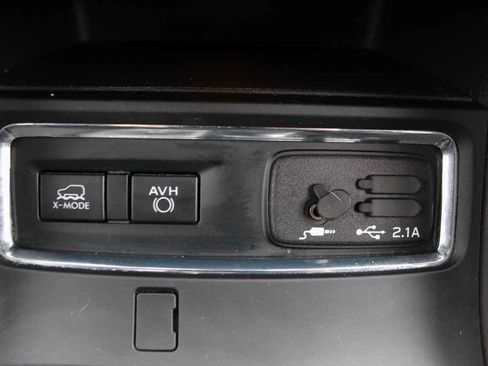 Used 2020 Subaru Ascent Premium w/ Convenience Package image 24