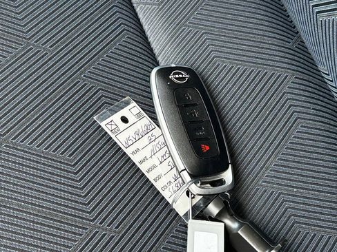 New 2025 Nissan Versa SV image 41