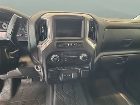 Used 2022 Chevrolet Silverado 1500 Custom AWD/4WD image 14