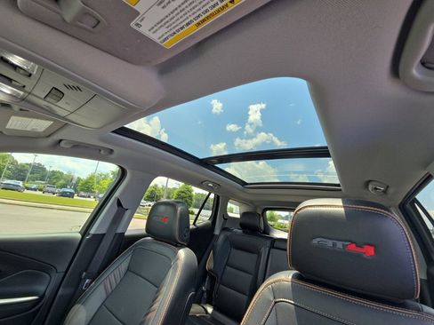Used 2022 GMC Terrain AT4 w/ Infotainment Package II AWD/4WD image 19