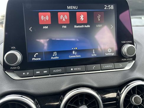 Used 2024 Nissan Sentra SV image 28