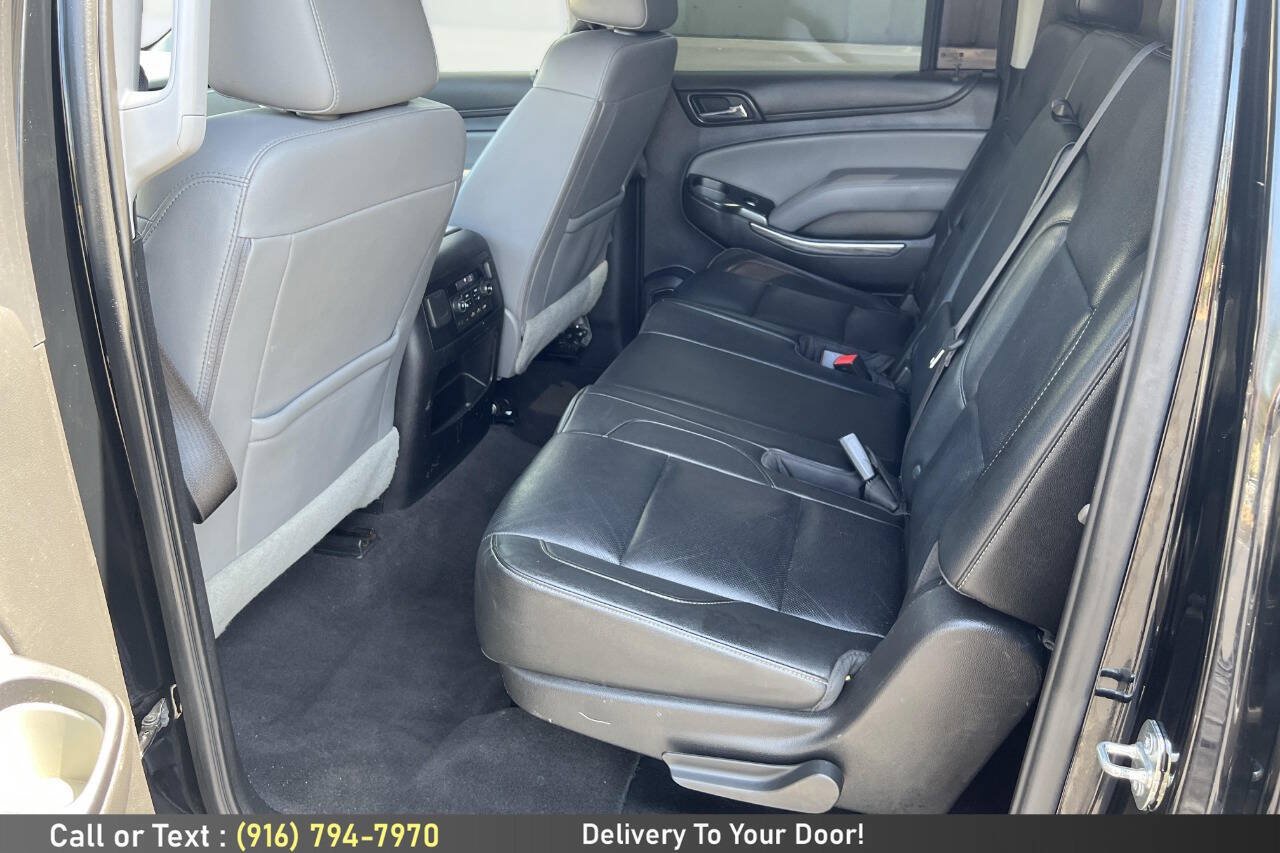 Used 2020 Chevrolet Suburban LT AWD/4WD image 17
