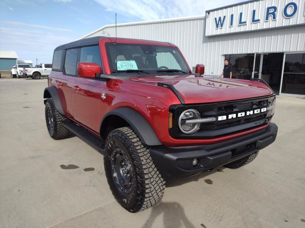 New 2024 Ford Bronco Outer Banks AWD/4WD image 4