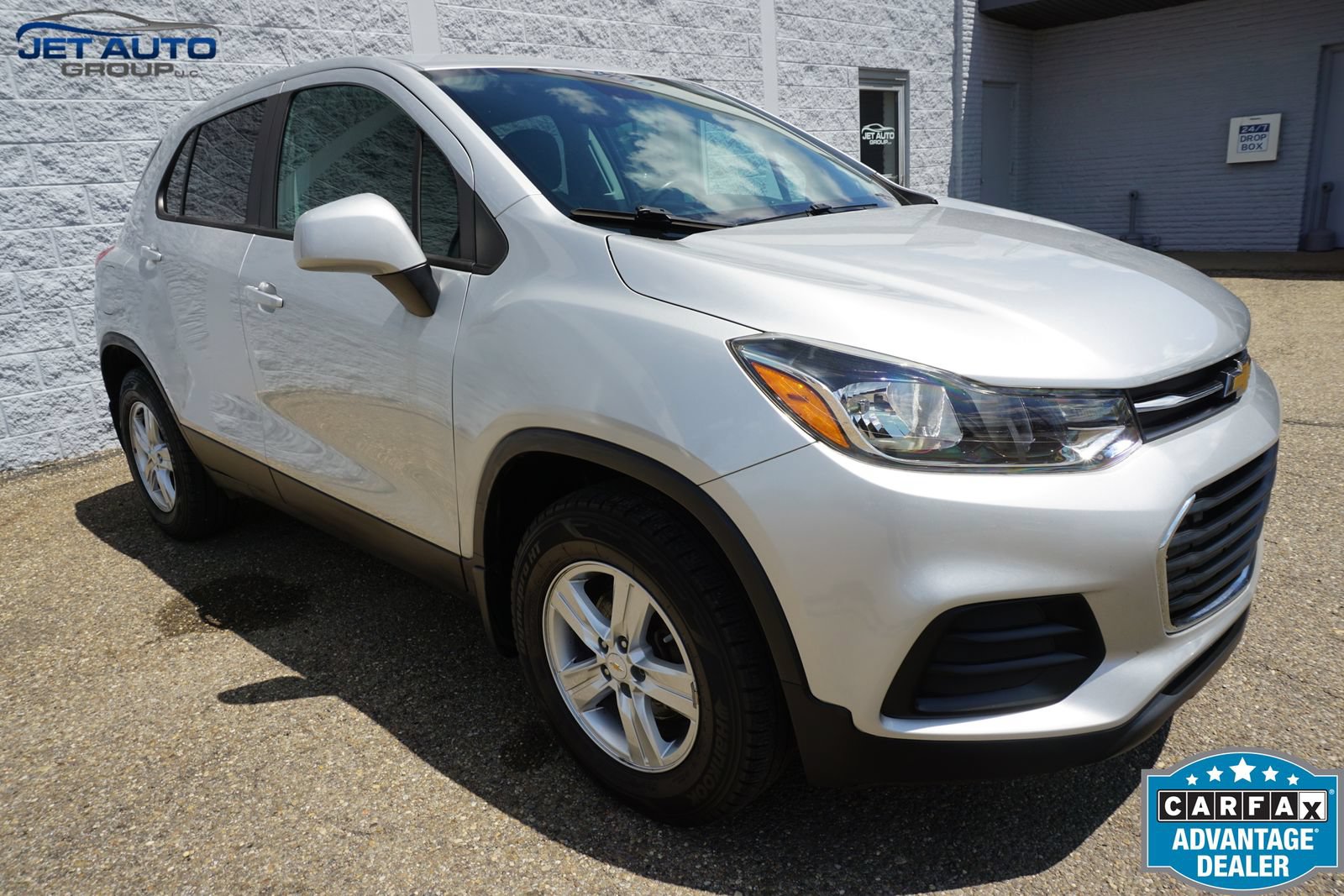 Used 2020 Chevrolet Trax LS w/ Tint and Cruise Package AWD/4WD image 1