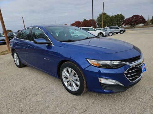 Used 2023 Chevrolet Malibu LT image 1