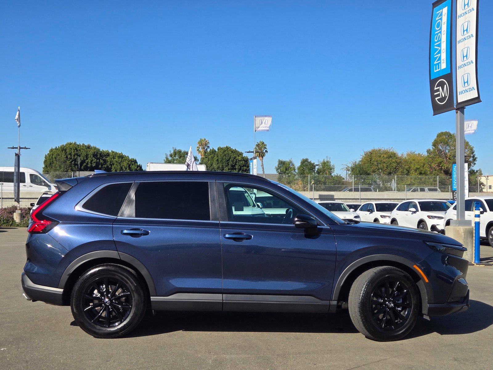 Used 2025 Honda CR-V Sport-L image 8