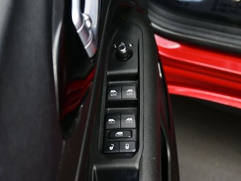 Used 2022 Jeep Compass Limited w/ (RED) Package AWD/4WD image 11