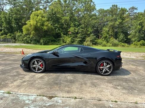 Used 2023 Chevrolet Corvette Stingray Premium Conv w/ Z51 Performance Package RWD image 7