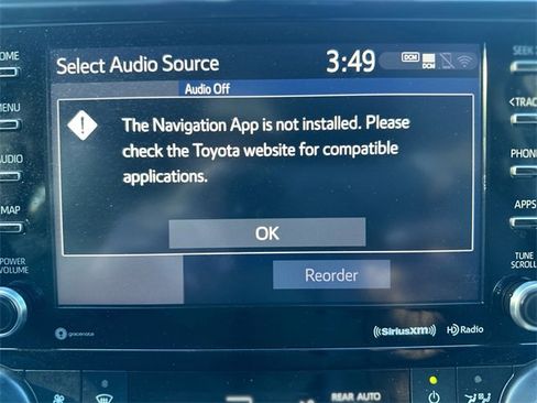 Used 2022 Toyota Highlander XLE image 19