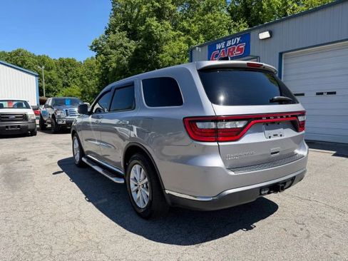 Used 2019 Dodge Durango SXT w/ Trailer Tow Group IV RWD image 3