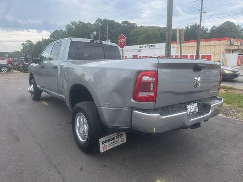 Used 2024 RAM 3500 Tradesman w/ Towing Technology Group AWD/4WD image 4