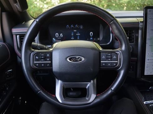 Used 2023 Ford Expedition Max Limited AWD/4WD image 4
