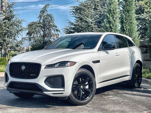 Used 2025 Jaguar F-PACE R-Dynamic S image 1