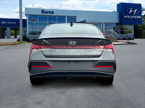 New 2025 Hyundai Elantra Sport image 6